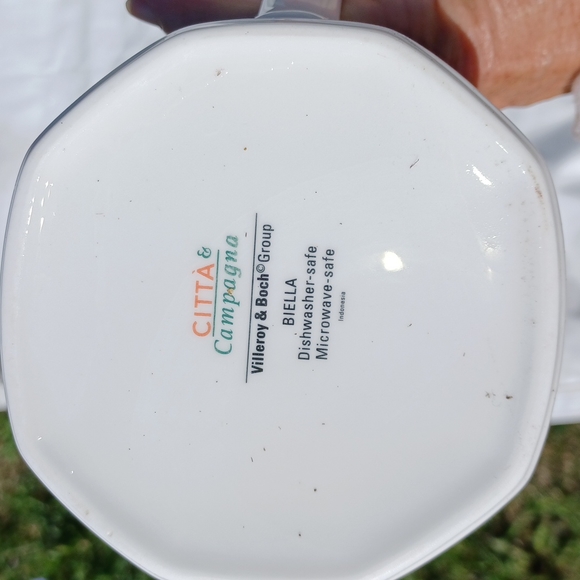 Villeroy and Bosch teapot ceramic - Picture 3 of 3